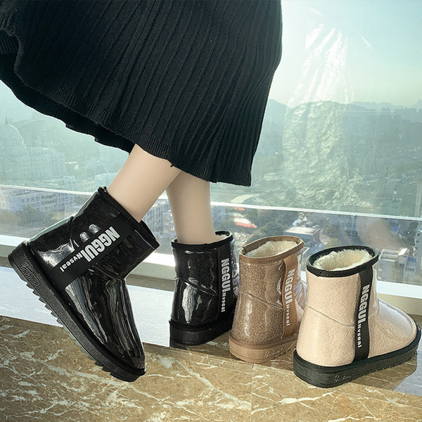 Cizme de dama actuale cu captuseala calda