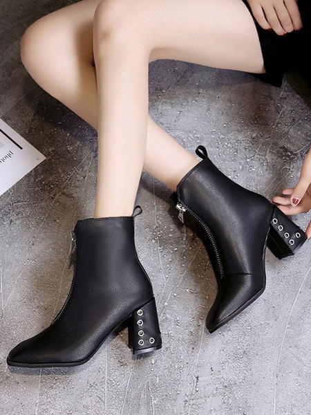 Γυναικείες μπότες με φερμουάρ και μεταλλικά στοιχεία τακουνιού