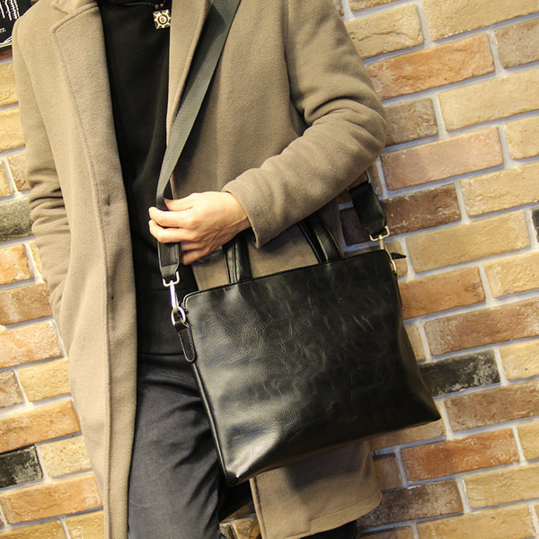 Elegantna muška torbica u dva modela