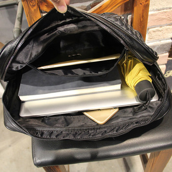 Μοντέρνα αντρική τσάντα από οικολογικό δέρμα με φερμουάρ