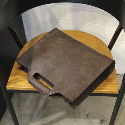 Κομψό ανδρικό τσαντάκι απλό μοντέλο