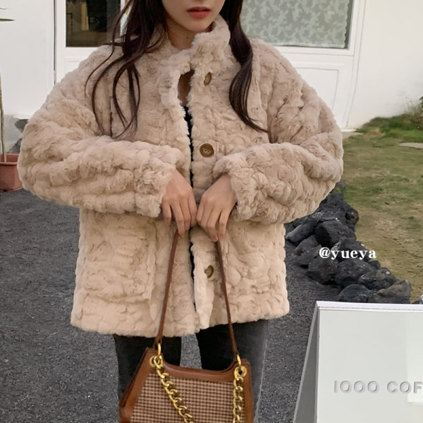 Μπουφάν με κουμπιά και μακριά μανίκια - για γυναίκες