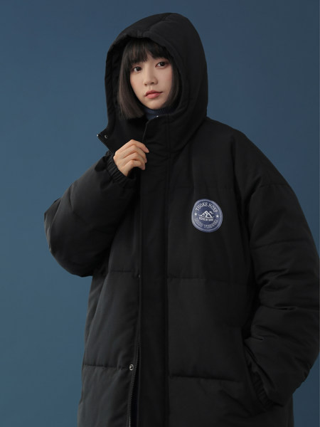 Geaca de iarna model nou cu emblema pentru femei