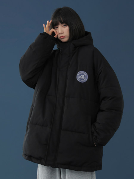 Geaca de iarna model nou cu emblema pentru femei