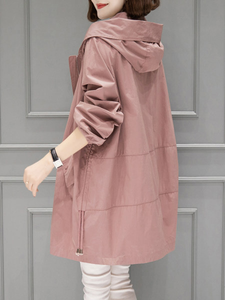 Dugačka ženska jakna s kapuljačom i džepovima