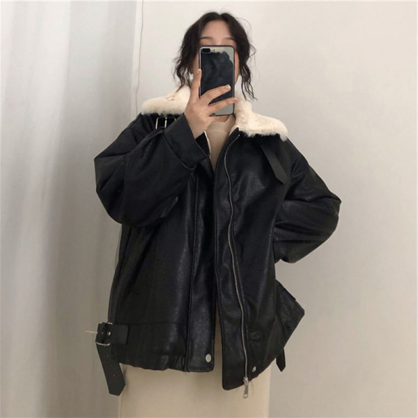 Γυναικείο μπουφάν με χοντρή φόδρα και βαθιές τσέπες