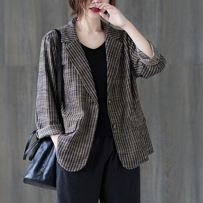 Γυναικείο μοντέρνο λεπτό ριγέ μπουφάν με λαιμόκοψη spitz