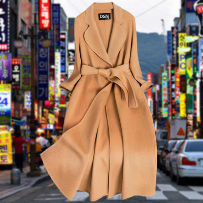 Κομψό γυναικείο μπουφάν μακρύ ίσιο μοντέλο με ζώνη