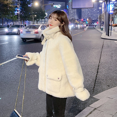 Γυναικείο μπουφάν με ψηλό γιακά και τσέπη