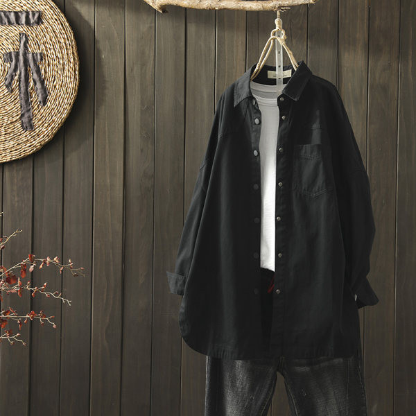 Μοντέρνο γυναικείο λεπτό μπουφάν με κουμπιά και τσέπη