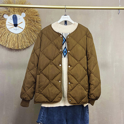 Γυναικείο casual μπουφάν με κουμπιά και στρογγυλή λαιμόκοψη