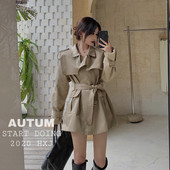 Γυναικείο παλτό με ζώνη στη μέση - μπεζ χρώμα