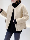 Βελούδινο γυναικείο μπουφάν κοντό μοντέλο κατάλληλο για το φθινόπωρο και  το χειμώνα