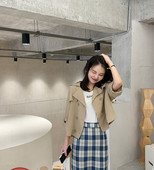 Geaca de dama model scurt pentru primavara si toamna cu maneci reglabile