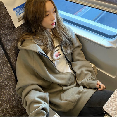 Καθημερινό φαρδύ μπουφάν με κουκούλα και επιγραφή στο πίσω μέρος