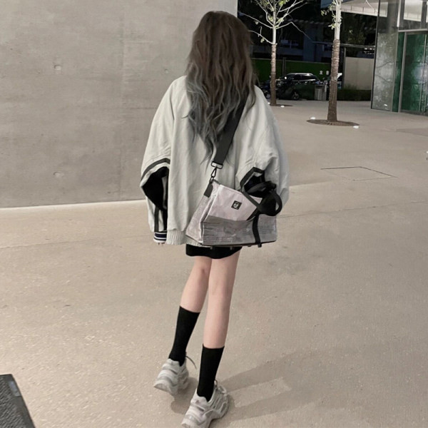 Γυναικείο φθινοπωρινό μπουφάν μπέιζμπολ με κουμπιά