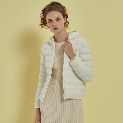 Γυναικείο μπουφάν νέου μοντέλου κατάλληλο για χειμώνα με φερμουάρ και κουκούλα