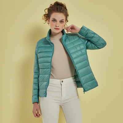 Γυναικείο μπουφάν νέου μοντέλου κατάλληλο για χειμώνα με φερμουάρ και κουκούλα