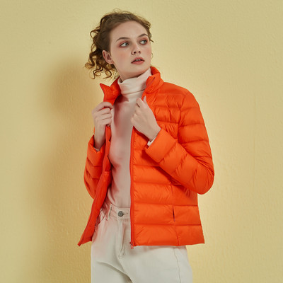 Γυναικείο μπουφάν νέου μοντέλου κατάλληλο για χειμώνα με φερμουάρ και κουκούλα