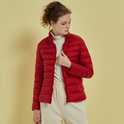 Γυναικείο μπουφάν νέου μοντέλου κατάλληλο για χειμώνα με φερμουάρ και κουκούλα