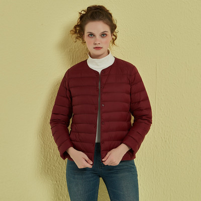 Γυναικείο μπουφάν κατάλληλο για το φθινόπωρο και άνοιξη με κουμπιά