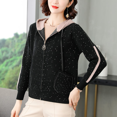 Γυναικείο φούτερ με κουκούλα και τσέπες