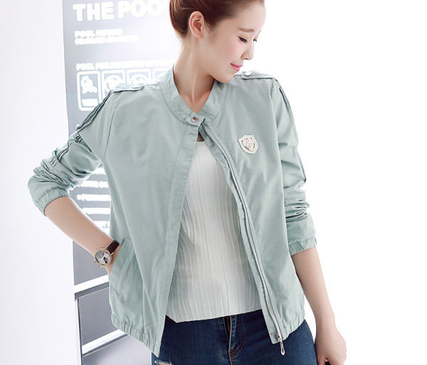 Jesenska ženska jakna s patentnim zatvaračem