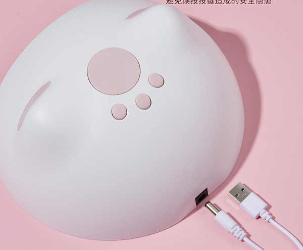 UV manikiūro lempa su katės ausimis