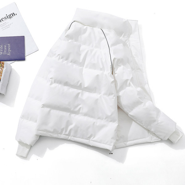 Γυναικείο μπουφάν με ψηλό γιακά και κουμπιά