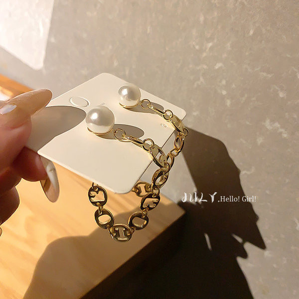 Γυναικεία μακριά σκουλαρίκια με πέτρα