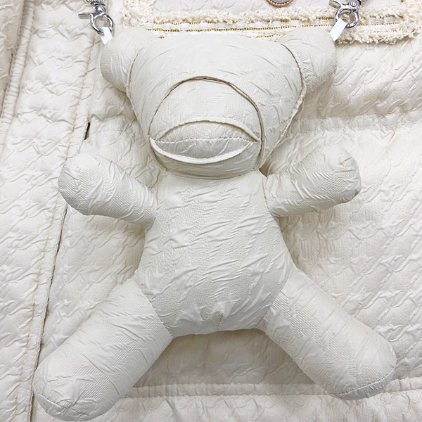 Geaca de iarna de dama cu guler inalt - alb si negru