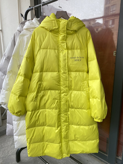 Γυναικείο μακρύ χειμωνιάτικο μπουφάν με κουκούλα σε τέσσερα χρώματα