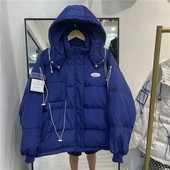 Ženska zimska jakna sa amblemom kapuljača i vezicama