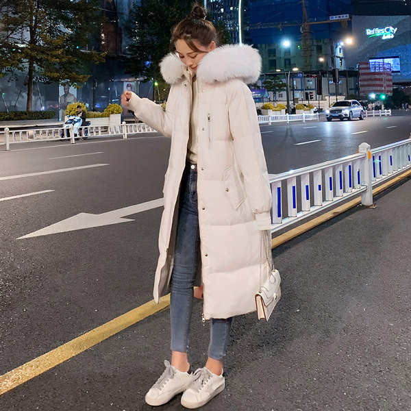 Geacă lungă de iarnă cu glugă și puf