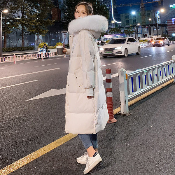 Geacă lungă de iarnă cu glugă și puf