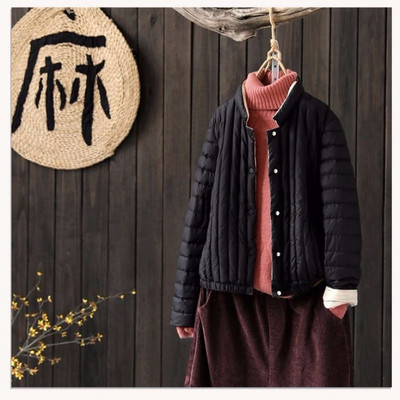 Ελαφρό μπουφάν φθινόπωρο-χειμερινό με χαμηλό γιακά και κουμπιά