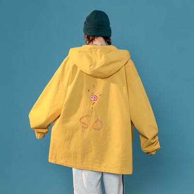 Νέο μοντέλο φθινοπωρινό μπουφάν τύπου αντιανεμικό με έγχρωμη εκτύπωση στο πίσω μέρος