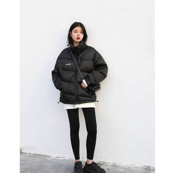 Geaca de dama moderna model larg cu buzunare si inscriptionare