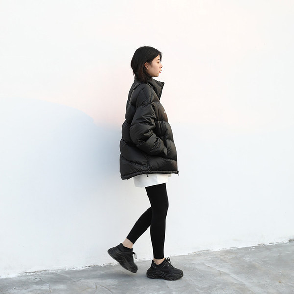 Geaca de dama moderna model larg cu buzunare si inscriptionare