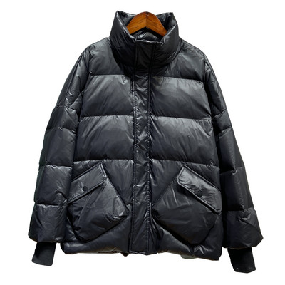 Γυναικείο μπουφάν με ψηλό γιακά και μεγάλες τσέπες