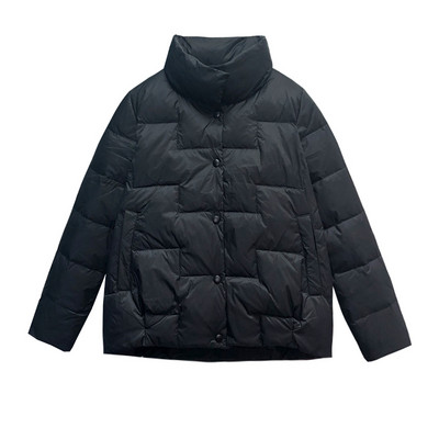 Γυναικείο χειμερινό μπουφάν με ψηλό γιακά και κουμπιά