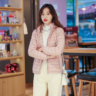 Γυναικείο casual μπουφάν με αποσπώμενη κουκούλα