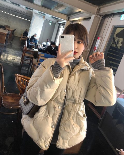 Μπουφάν φθινόπωρο-χειμερινό με κορδόνια και τσέπες στη μέση