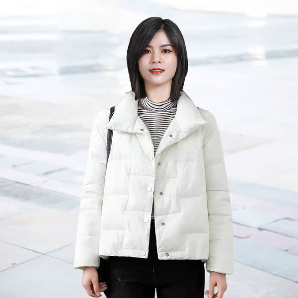 Geaca de iarna dama cu guler inalt si nasturi