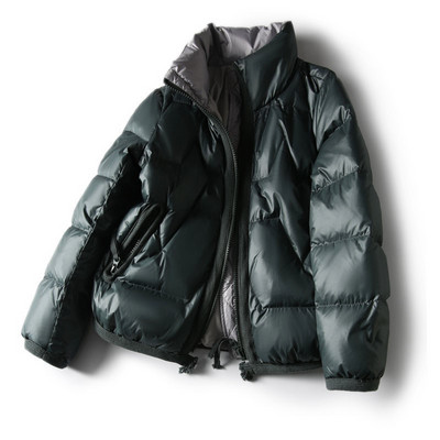 Κομψό γυναικείο μπουφάν με φερμουάρ απλό μοντέλο με τσέπες