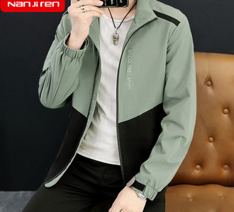 Μοντέρνο ανδρικό μπουφάν με χαμηλό γιακά - πολλά μοντέλα