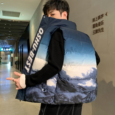 Ανδρικό γιλέκο με απλικέ κουκούλα και επιγραφές