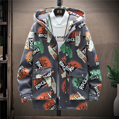 Hanorac barbat model nou cu gluga si aplicatie