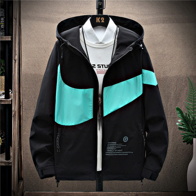 Hanorac barbat model nou cu gluga si aplicatie