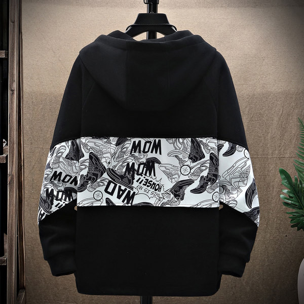 Hanorac barbat model nou cu gluga si aplicatie